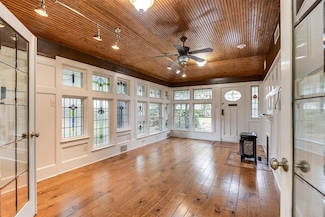 1619 Alexander Dr, Waxahachie, TX 75165