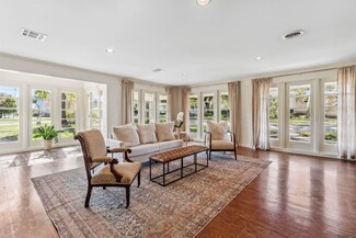 1795 Parker St, Baton Rouge, LA 70808