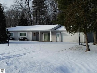 3176 S Us Highway 23, Greenbush, MI 48738
