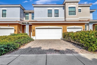 112 W Astor Cir, Delray Beach, FL 33484