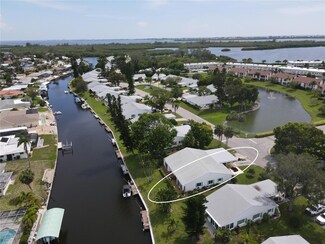 4617 Mount Vernon Dr, Bradenton, FL 34210