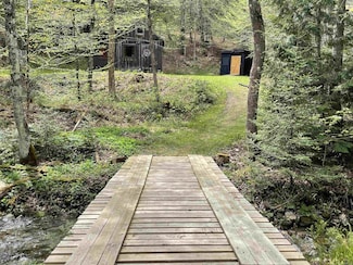 233 Brook Rd, Chelsea, VT 05038