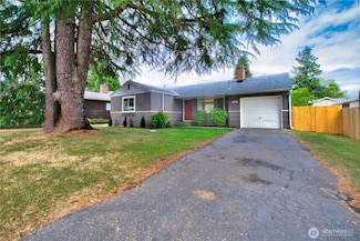 15633 18th Ave SW, Burien, WA 98166