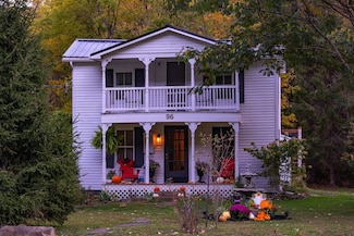 96 Bone Creek Rd, Berea, WV 26327