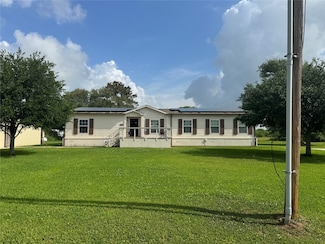 15070 Coon Rd, Winnie, TX 77665