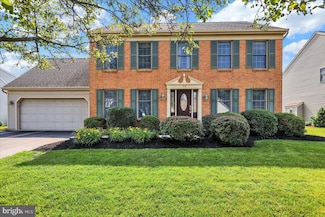 32 Duffield Dr, Lititz, PA 17543