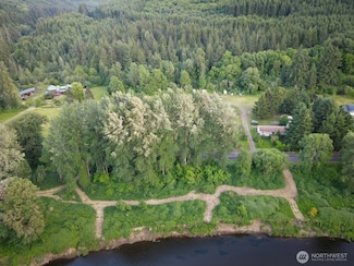 481 River Rd, Chehalis, WA 98532