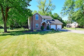 110 E Michelle Ln, Pendleton, IN 46064