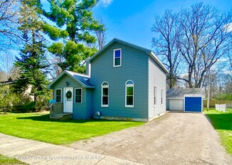 220 Diana St, Eaton Rapids, MI 48827