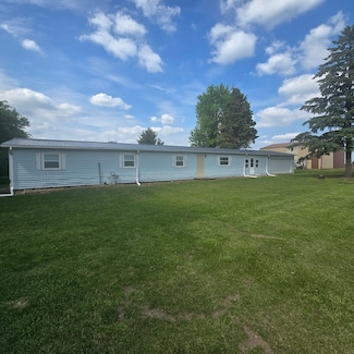 16306 W Canada Rd, Polo, IL 61064