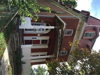 3321 W 3rd St, Marcus Hook, PA 19061