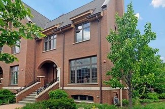 11 S Emerson St, Mount Prospect, IL 60056