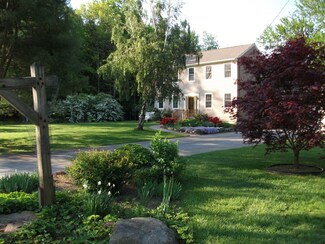 24 Crank Rd, Hampton Falls, NH 03844