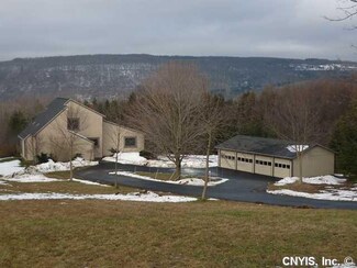 2727 Oconnell Rd, La Fayette, NY 13084