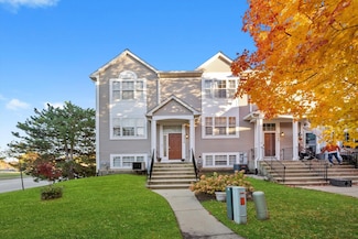 2950 Shelly Ln Unit 2950, Aurora, IL 60504