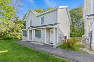 224 North St Unit 107, Saco, ME 04072