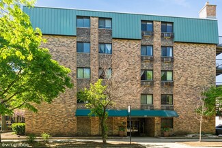 401 W Webster Ave Unit 509, Chicago, IL 60614