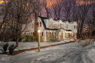 15 Rockland Rd, Concord, NH 03301