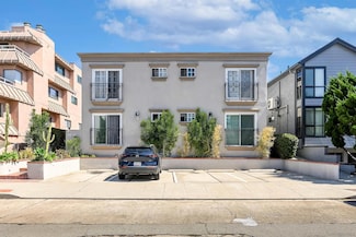 7447 Herschel Ave, La Jolla, CA 92037