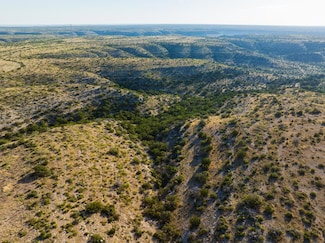 000 2400, Sheffield, TX 79781