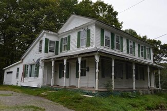 210 School St, Pawlet, VT 05761