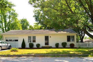 402 N 15th St, Canton, MO 63435