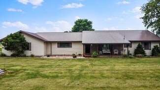 5836 N 700 E, New Carlisle, IN 46552