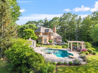 98 Fox Run Rd, Bolton, MA 01740