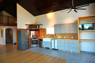 403 Shroyer Dr, Los Ojos, NM 87551