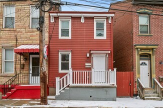160 1/2 38th St, Pittsburgh, PA 15201