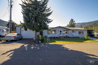 143 125th St, Orofino, ID 83544