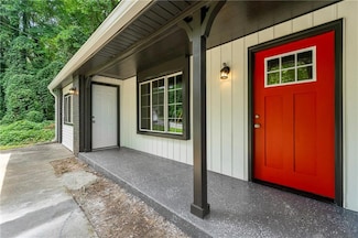 1428 Muirfield Dr, Stone Mountain, GA 30088