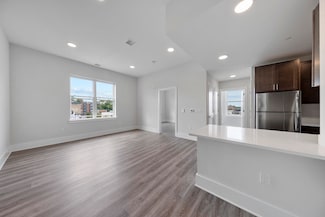 660 Grand St Unit 403, Jersey City, NJ 07304
