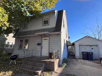 508 E Memorial Dr, Janesville, WI 53545