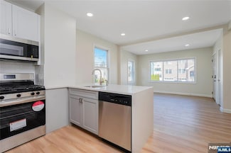 540 Elm St Unit 1, Kearny, NJ 07032