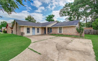 9502 Kell Cir, Houston, TX 77040
