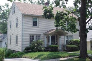 43 Berkmans St, Worcester, MA 01602