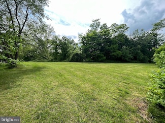 140 Jackson Rd, Gilbertsville, PA