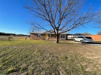 979 E Central, Lorena, TX 76655
