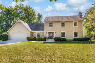 9339 Shoal Creek Ln, Brownsburg, IN 46112