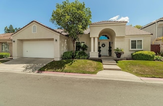 1073 E Pennsylvania Ave, Fresno, CA 93720