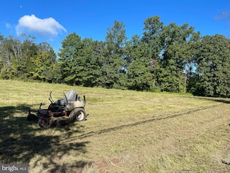 8452 Easton Rd, Ottsville, PA 18942