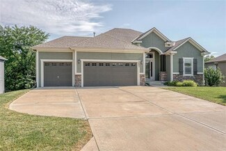 2495 W Elm St, Olathe, KS 66061