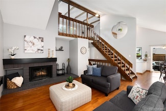 46 S Eagle Cir, Aurora, CO 80012