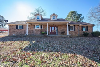 674 Oakcrest Farm Rd, Bells, TN 38006