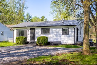 5066 Adkins St, Columbus, IN 47201