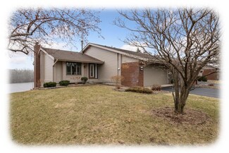 9409 Woodbridge Rd, Bloomington, MN 55438