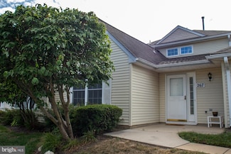 267 Nighthawk Dr, Monroe Township, NJ 08831