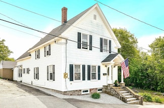 22 Kimball St, Pembroke, NH 03275