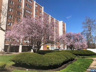 39 E 39th St Unit 412, Paterson, NJ 07514